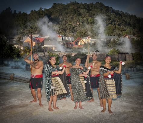 whakarewarewa the living maori village rotorua